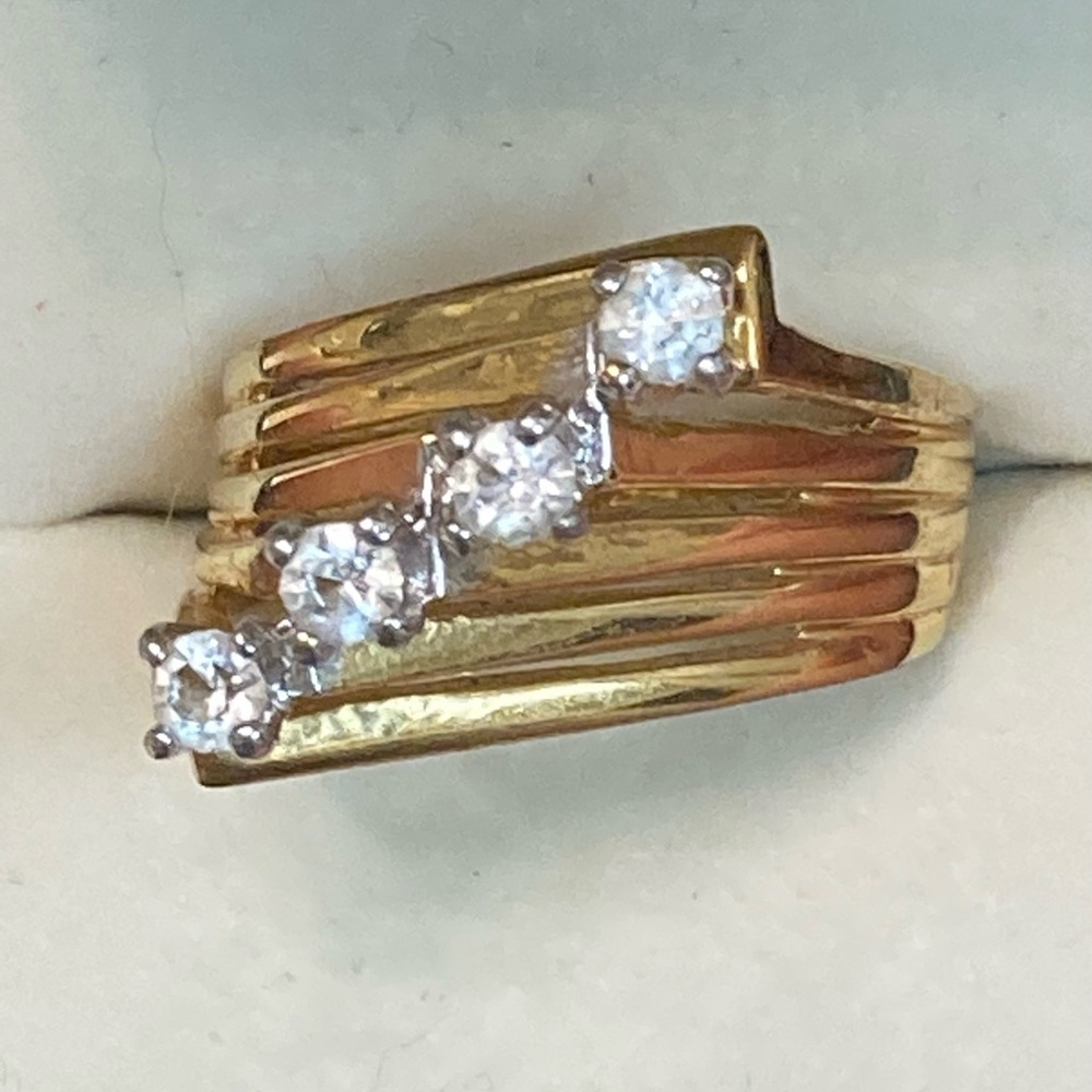 18KHGE and Rhinestone Ring